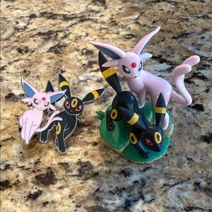 Prismatic Evolutions Premium Figure Collection Espeon and Umbreon Figure and Pin